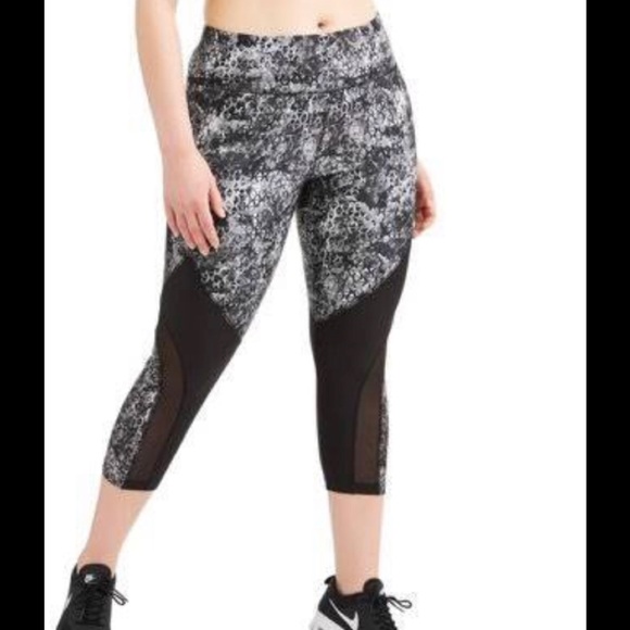 ACTIVE WEAR Avis Capri wrk-out pants (2) 4 price 1 - Picture 1 of 3